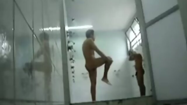 exhibitionist films himself jacking in public shower